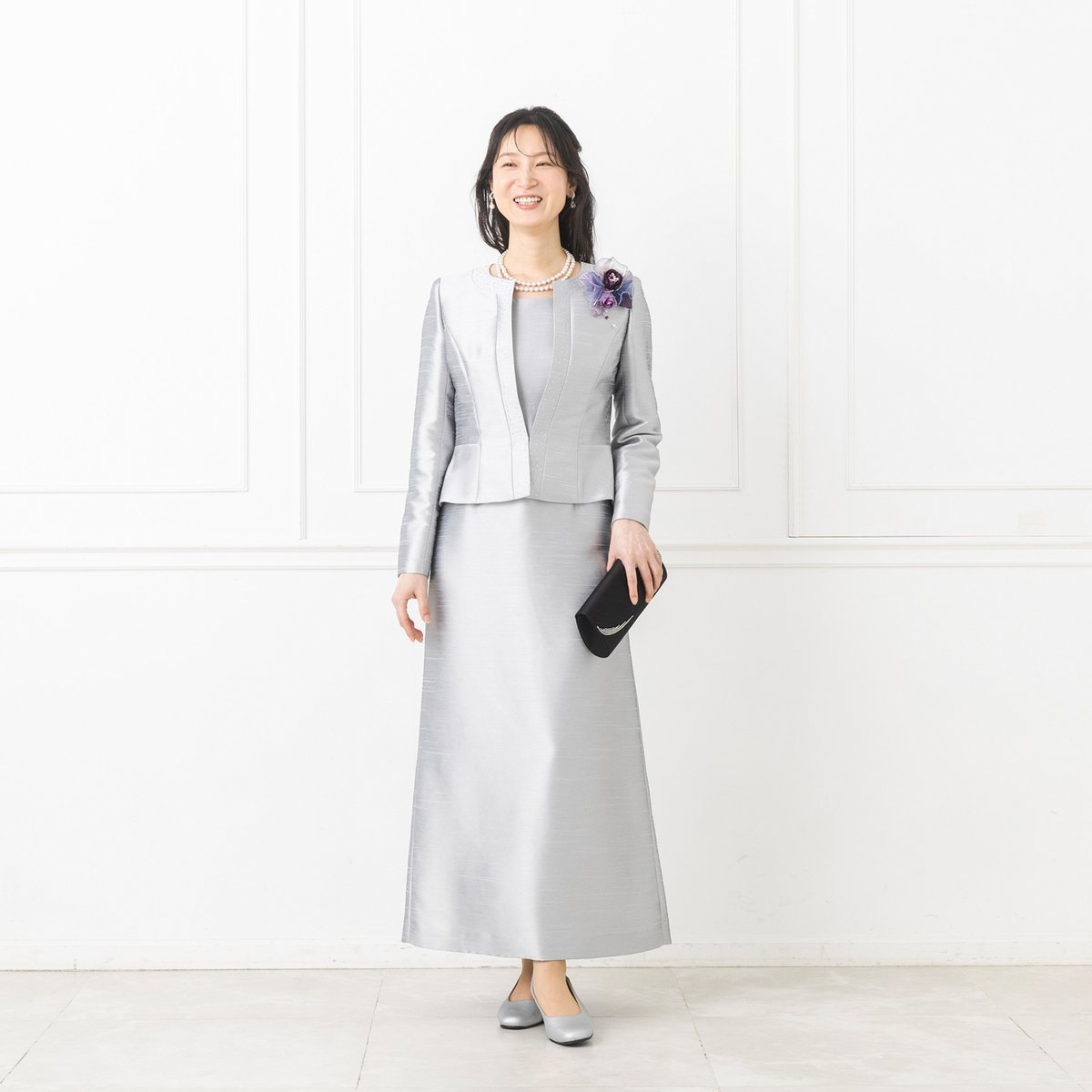 東京ソワール　美品　マザーズドレス　ロング　ドレス　ジャケット　小野田紀美大臣 小野田紀美大臣が閣僚認証式で着用した銀色のスーツは「ソワール
