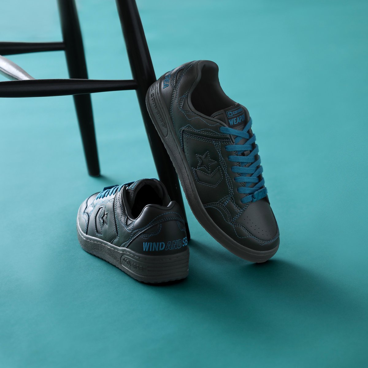 コンバースがウィンダンシーとコラボ 「月が照らす夜の海」を表現した