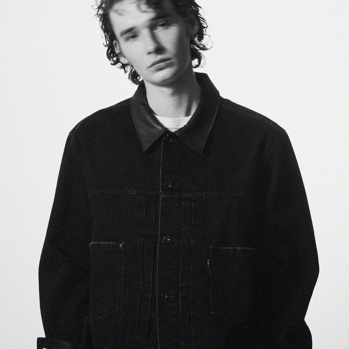 エディフィスがリーバイスとコラボ 襟にラムレザーを配した「セカンド