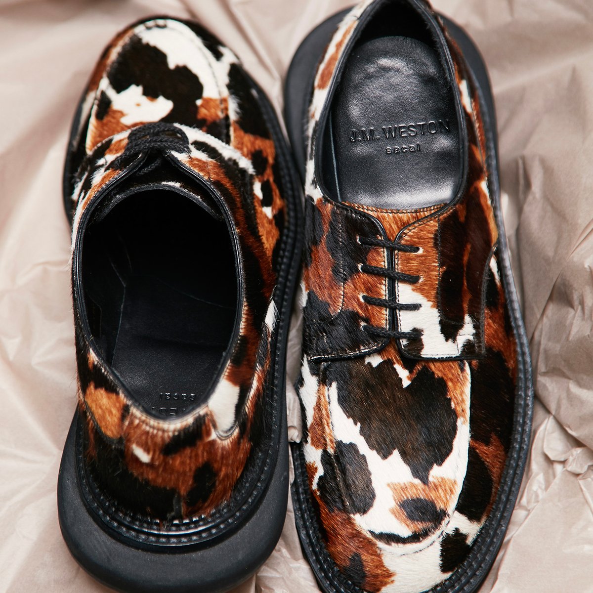 サカイ × ジェイエムウエストン第3弾 ジェンダーレスなラグジュアリー