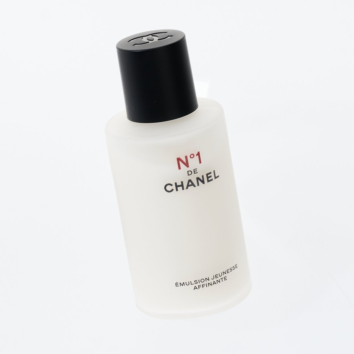 新品未使用のシャネル N°1 ドゥ シャネル エマルジョン『乳液』100ml 20251217_Beauty_Chanel0107-