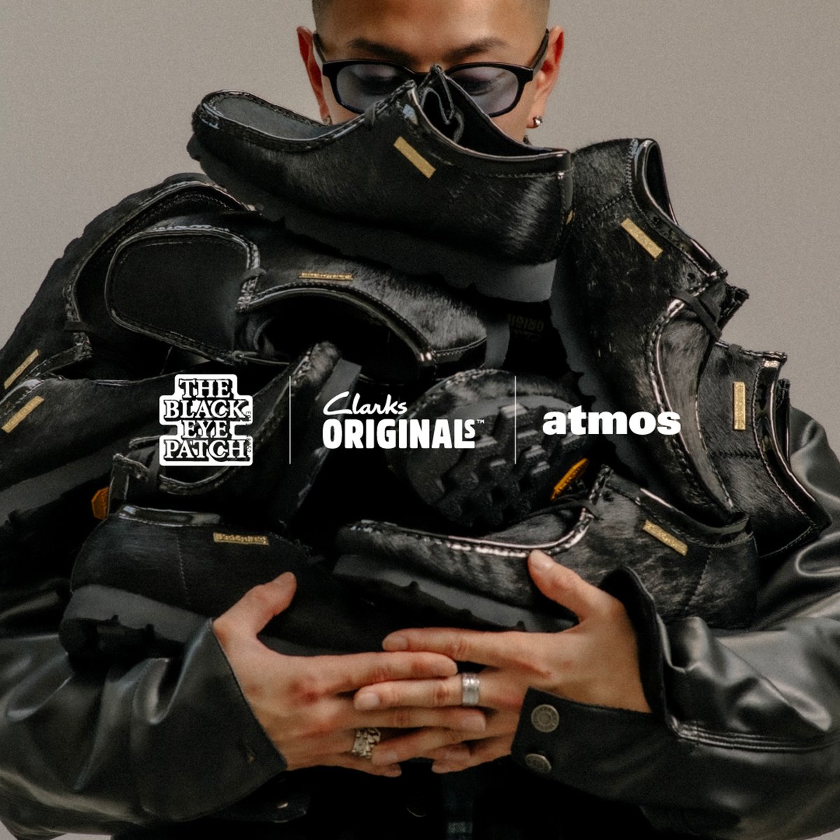 アトモス × クラークス オリジナルズ × ブラックアイパッチ、毛足の