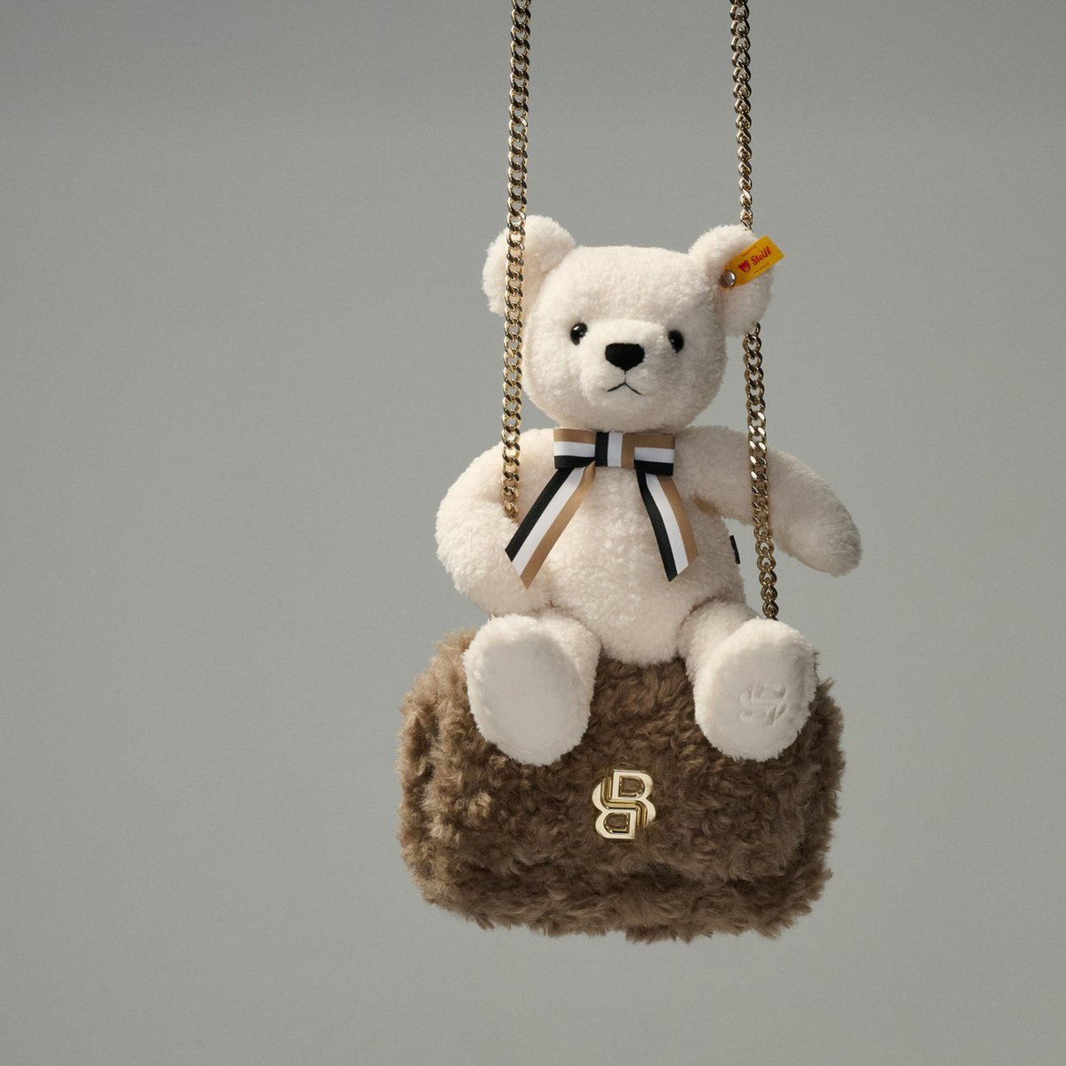 boss-holiday-gift-2025-002-