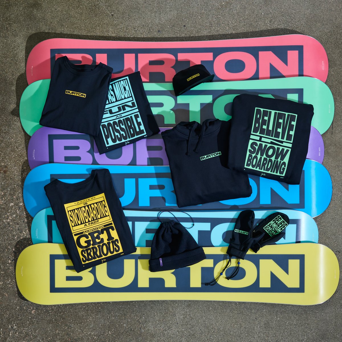 バートン」、創業者の名言をプリントしたスノーボードを平野歩夢選手が