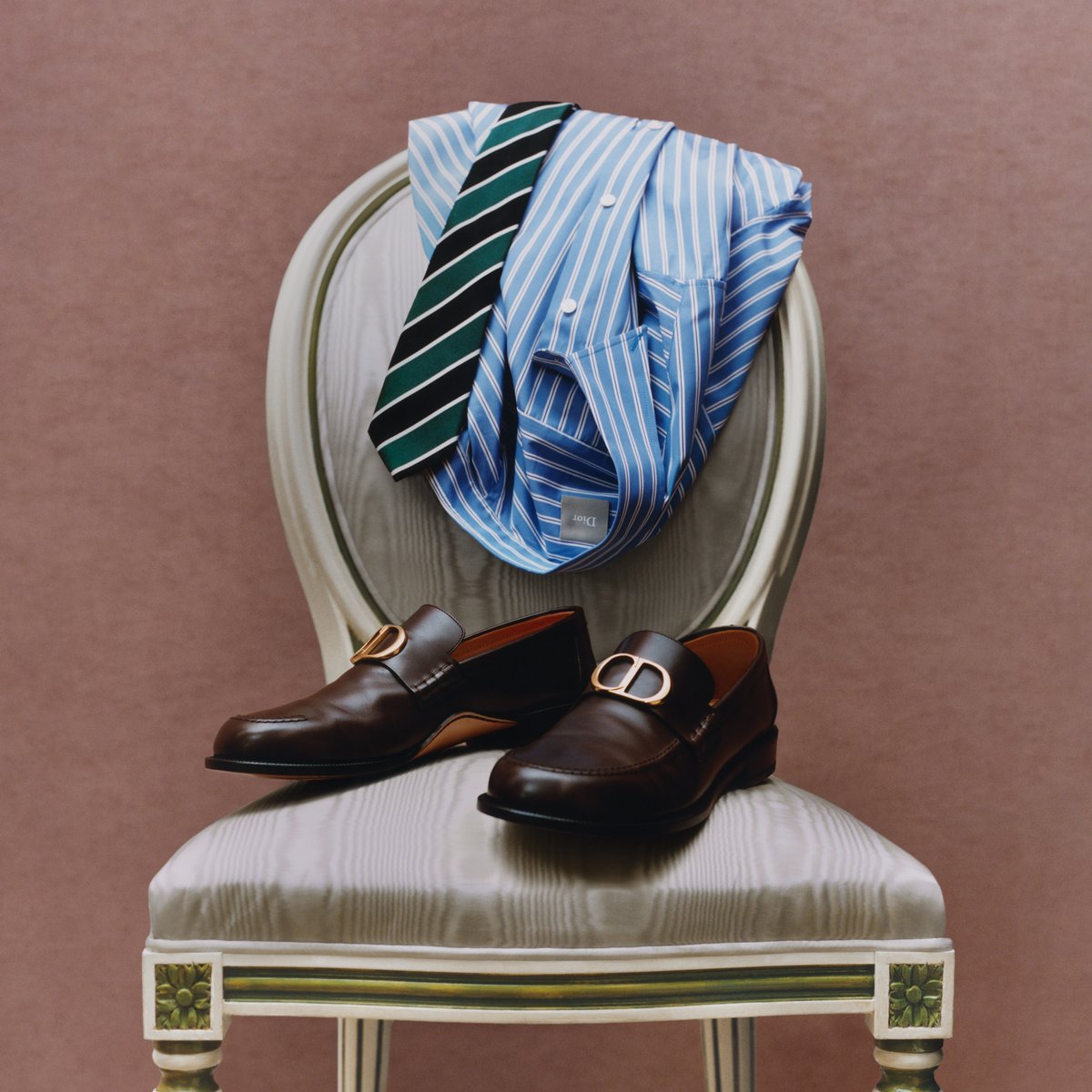 ジョナサン・アンダーソンによるディオール メンズ 新作シューズ