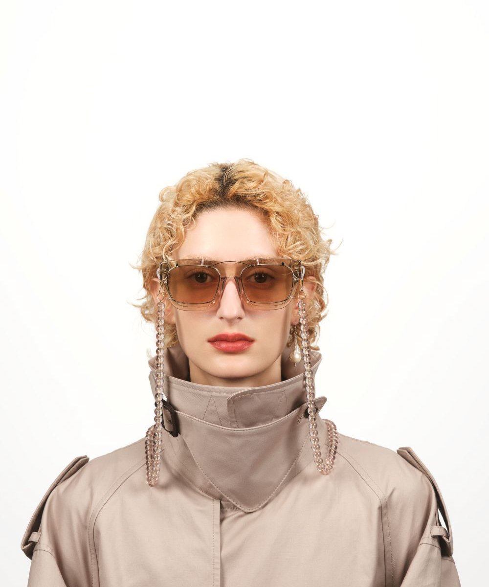 ジンズがビューティフルピープルと初コラボ カラーレンズのクリップ