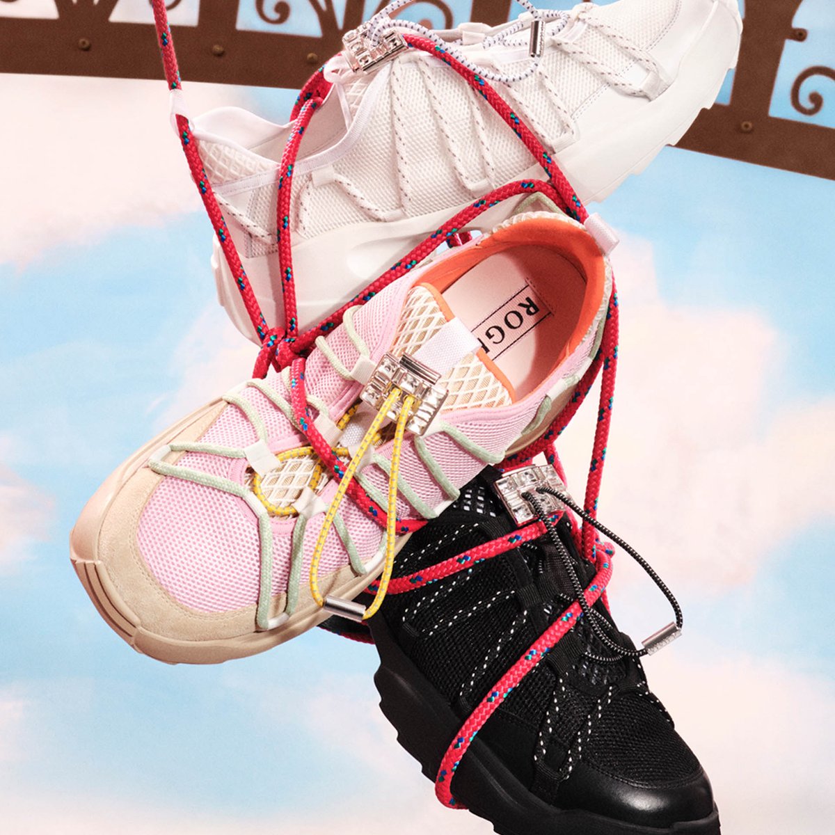 ロジェ ヴィヴィエの新スニーカー「ヴィヴ ザグ」が登場 全3色を展開