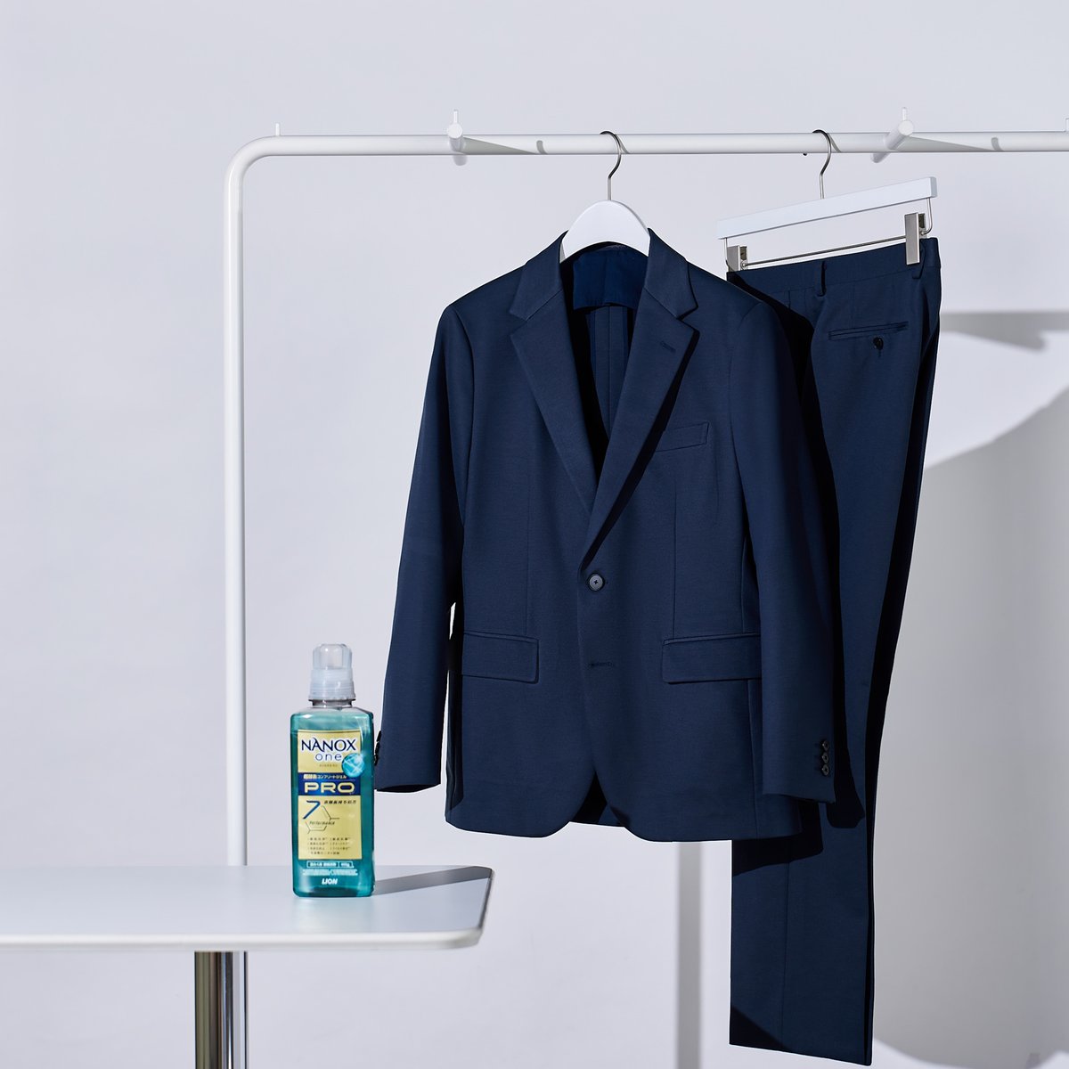 洗濯のプロ” ライオンと共同開発 「30回洗っても新品級」の