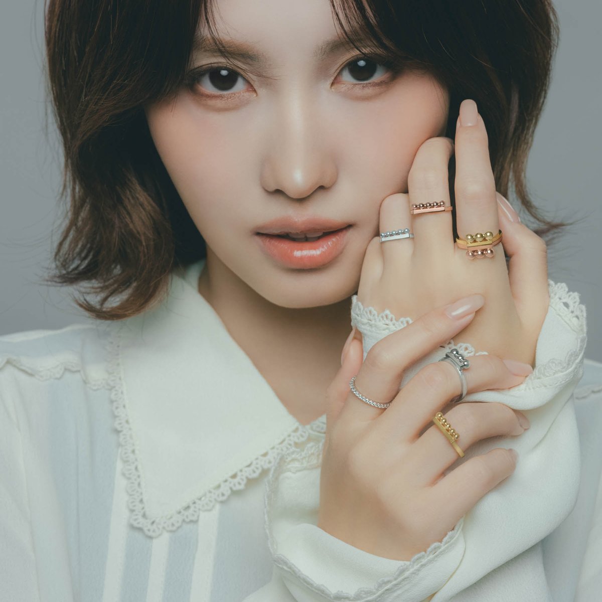 一つの指輪　 息詰まる徴税　専用 モデルにTWICE MOMO起用、タサキが初のメタルジュエリーコレクションを発売