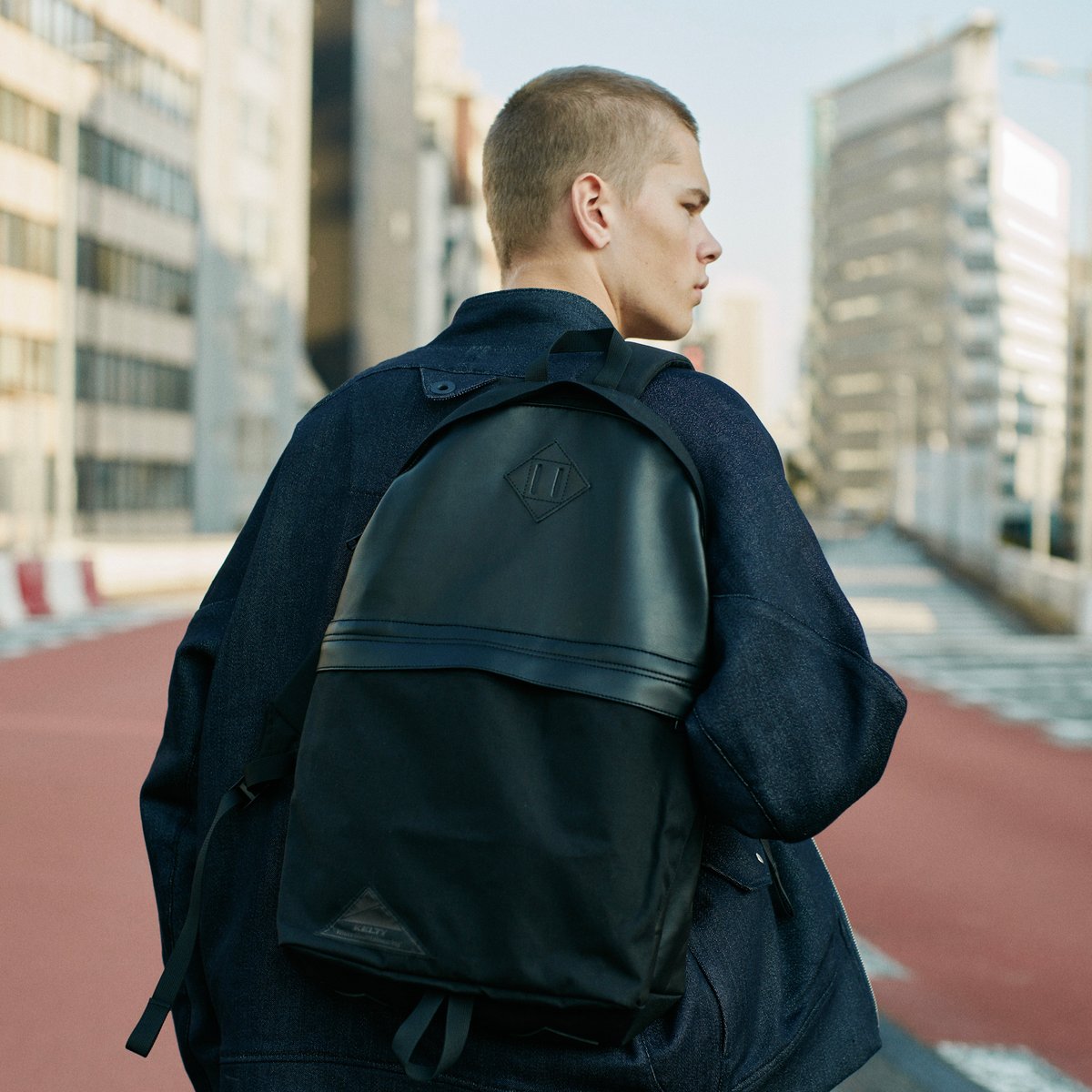 希少 ポーター ホワイトマウンテニアリング ブリーフケース リュック 黒 メンズ ホワイトマウンテニアリング - White Mountaineering | | RESTIR リステア