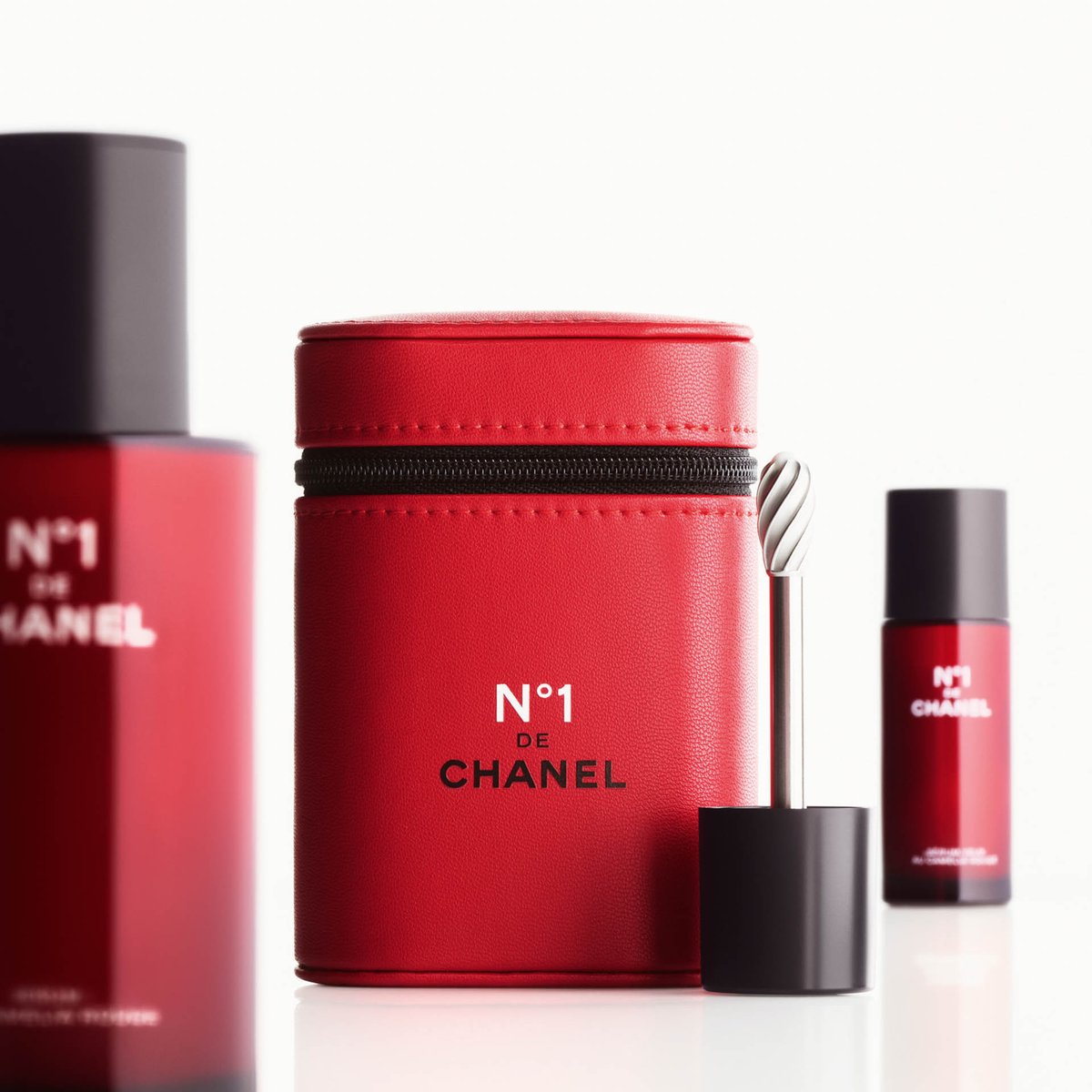 N°1 de CHANEL セラム 30ml セラム ドゥ シャネル シャネルが「N°1 ドゥ シャネル セラム デュオ」を発売 肌の根本へ