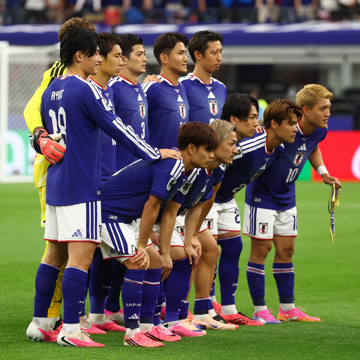 トレンドカラーはピンク？ サッカーW杯に見る、足元の覇権