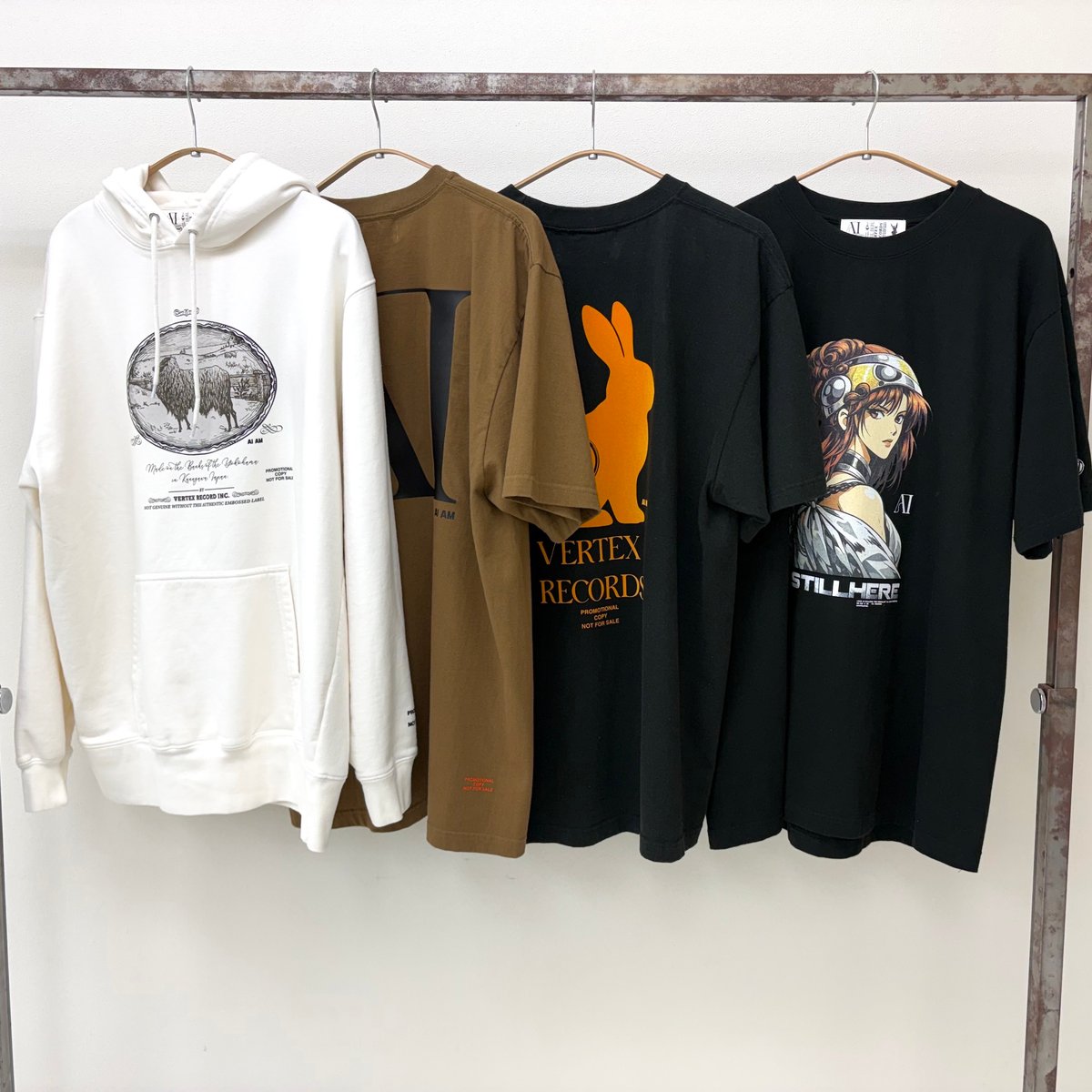 Tシャツを街中でフリー配布、志鎌英明らが手掛ける新レーベル始動
