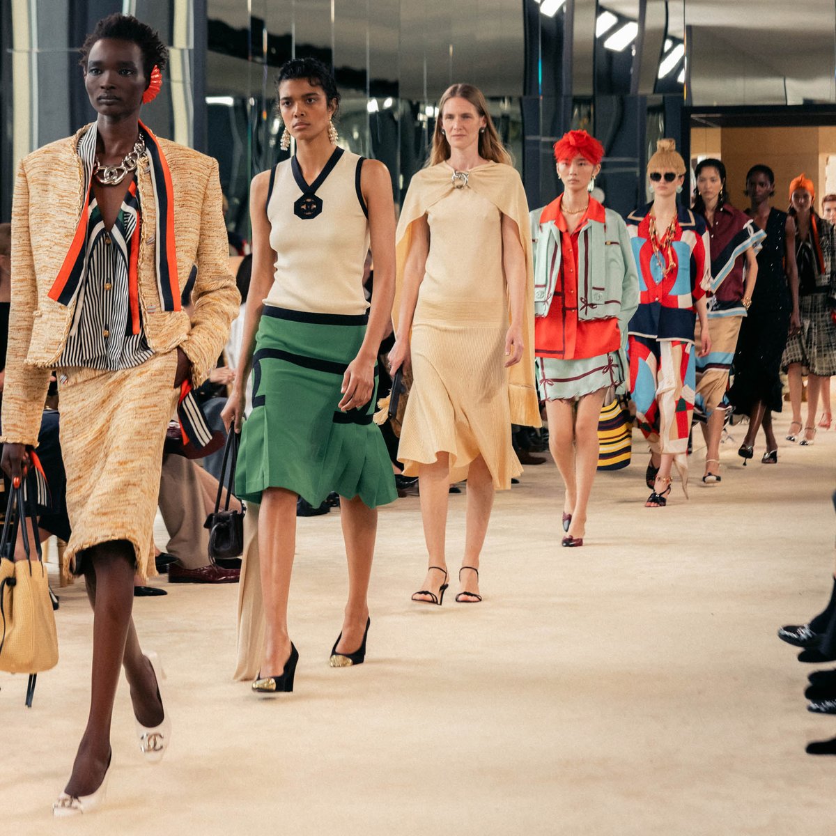 シャネル　CHANEL　クルーズコレクション限定ライン マチュー・ブレイジーによる「シャネル」のクルーズコレクション
