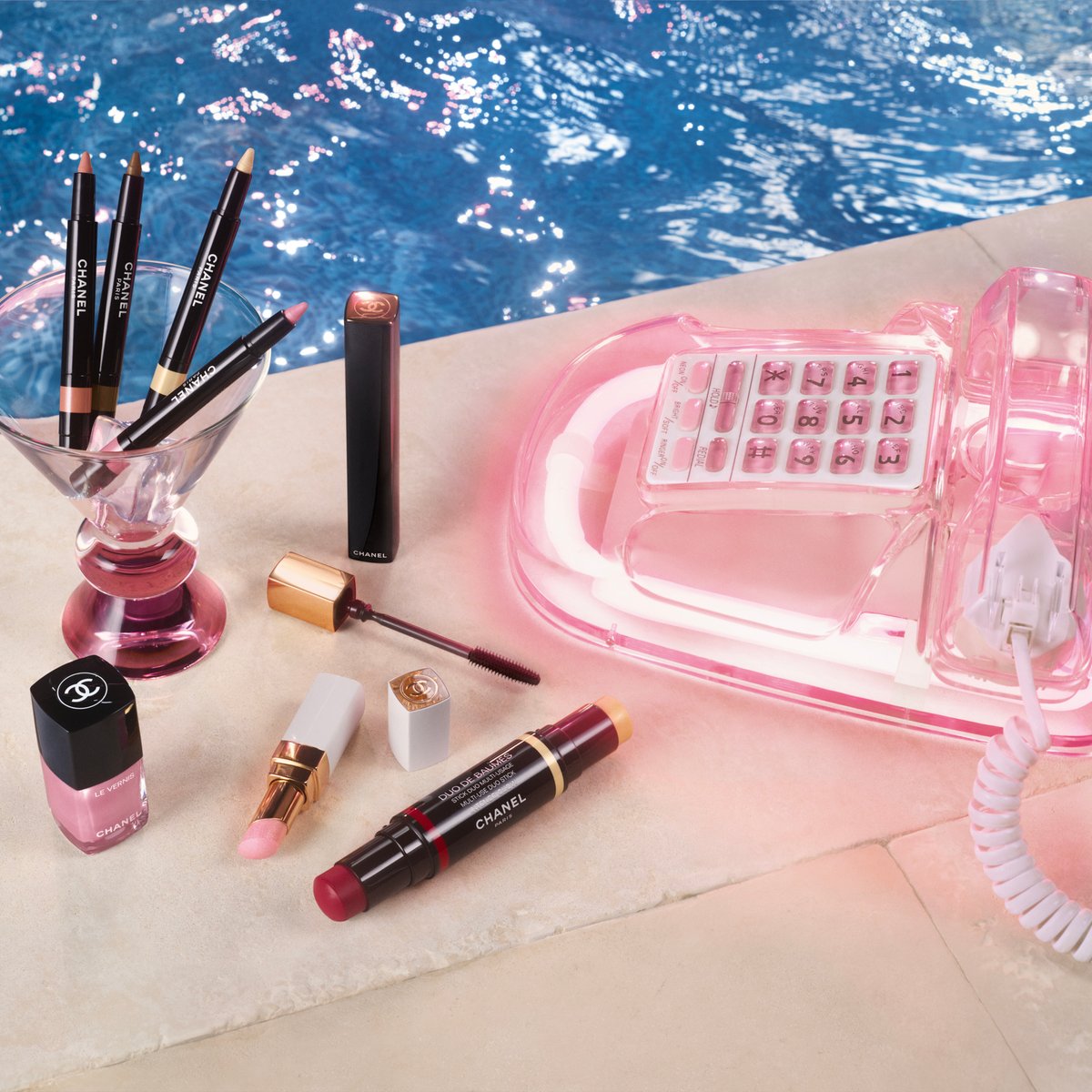 シャネル」から夏を彩るメイクアップコレクションが登場 特別限定品も