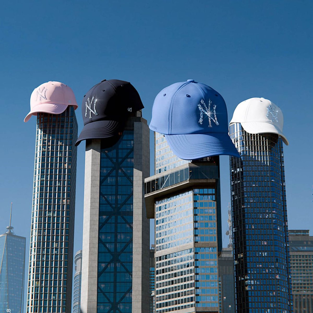 スワロフスキー × 47 × MLB クリスタルをデザインしたキャップを発売