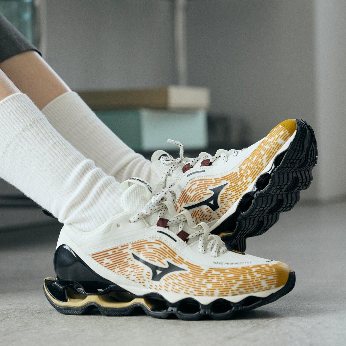靴 Mizuno Wave Prophecy 13.2 ミズノが「WAVE PROPHECY 13.2」の新色発表 限定カラー含む4色
