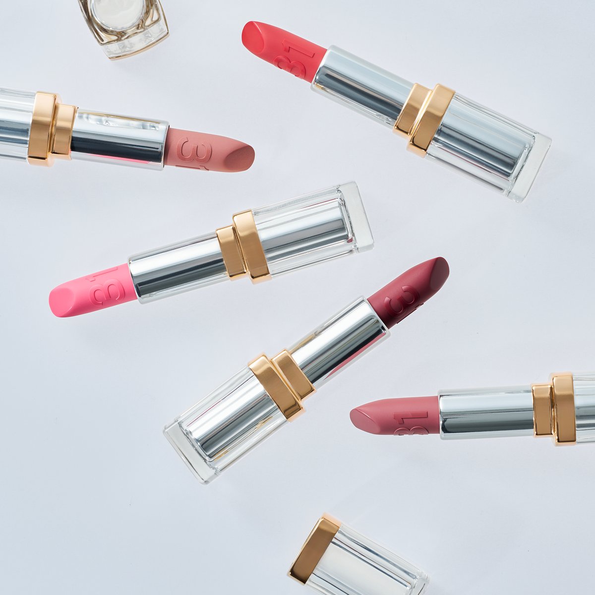 CHANEL 香水とリップクリーム 健やかに整った美しい唇へ 「シャネル」が新リップクリームを発売