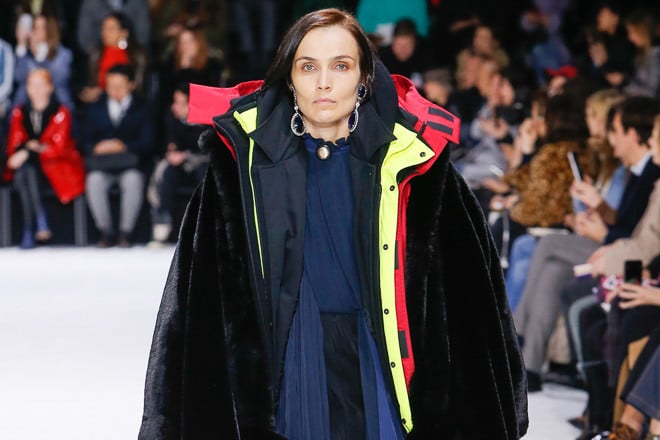 BALENCIAGA-2018-19aw-top-1.jpg