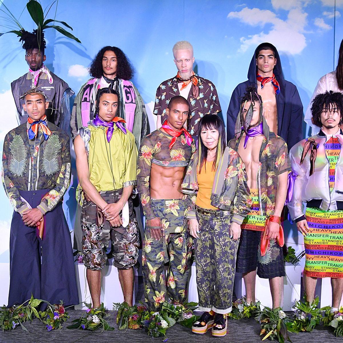 MICHIKO KOSHINO 2019年春夏 | ロンドン | 画像10枚 - FASHIONSNAP