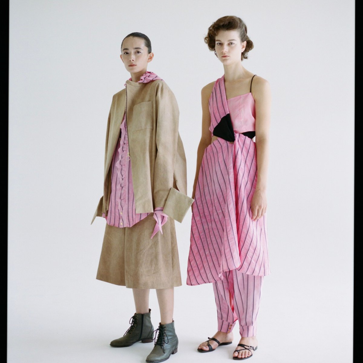 AKANEUTSUNOMIYA-2019ss-top-001.jpg