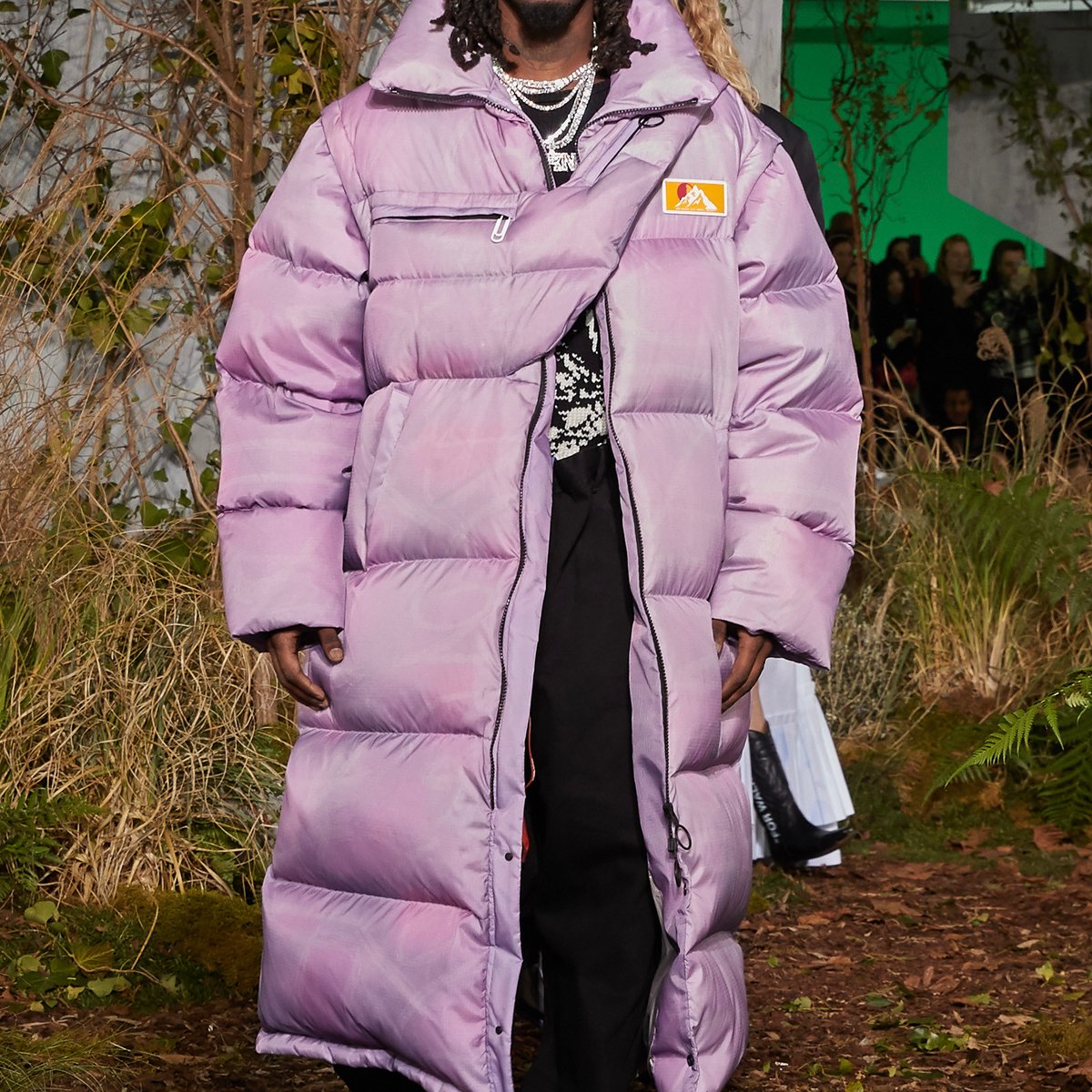 WWD 2019年1月号 ヴァージル・アブロー特集 1月10日発売 ヴァージル・アブロー × ルイ・ヴィトン 2019春夏