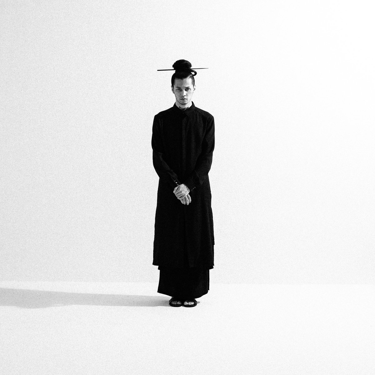 kujaku-2020ss-top-001.jpg