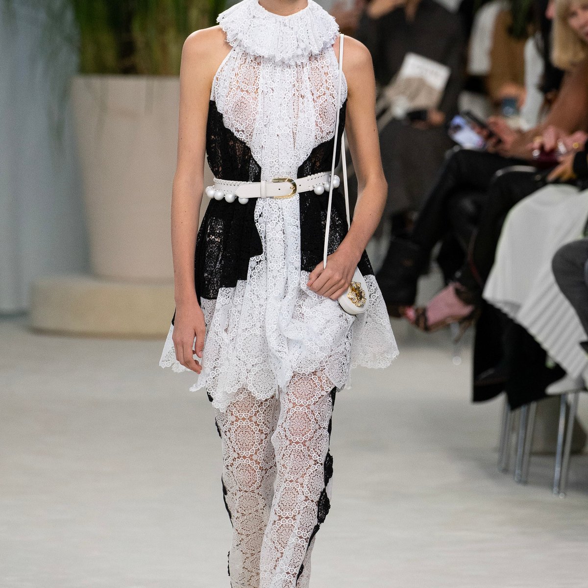 LOEWE-2020ss-womens-top-001.jpg