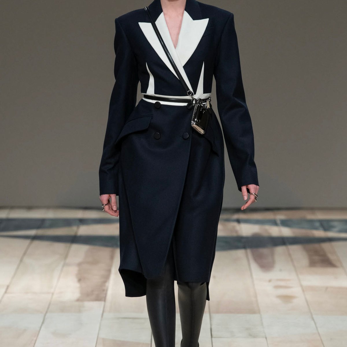AlexanderMcQueen-2020-21aw-