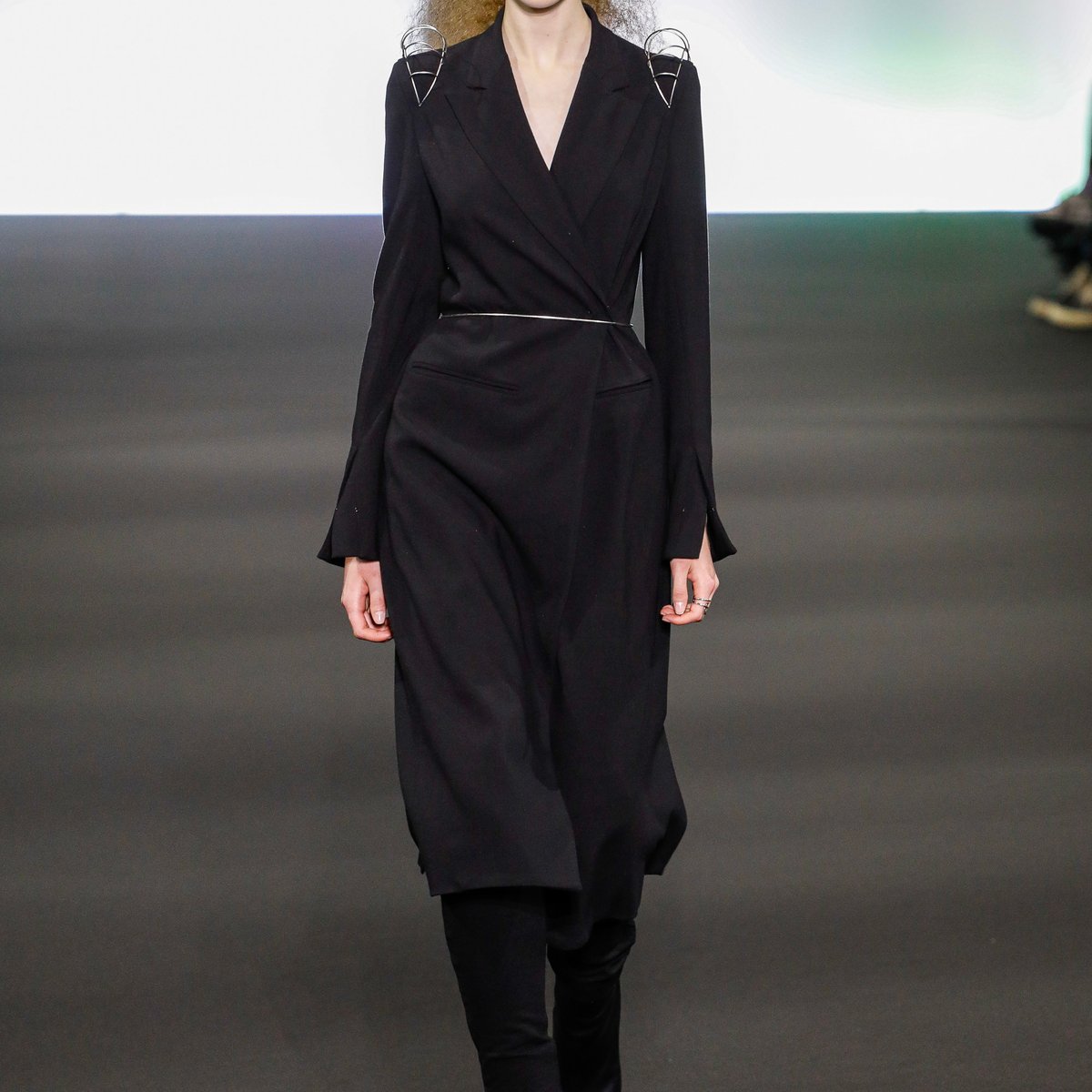 ANN DEMEULEMEESTER -Women's- 2020-21年秋冬 | パリ | 画像37枚