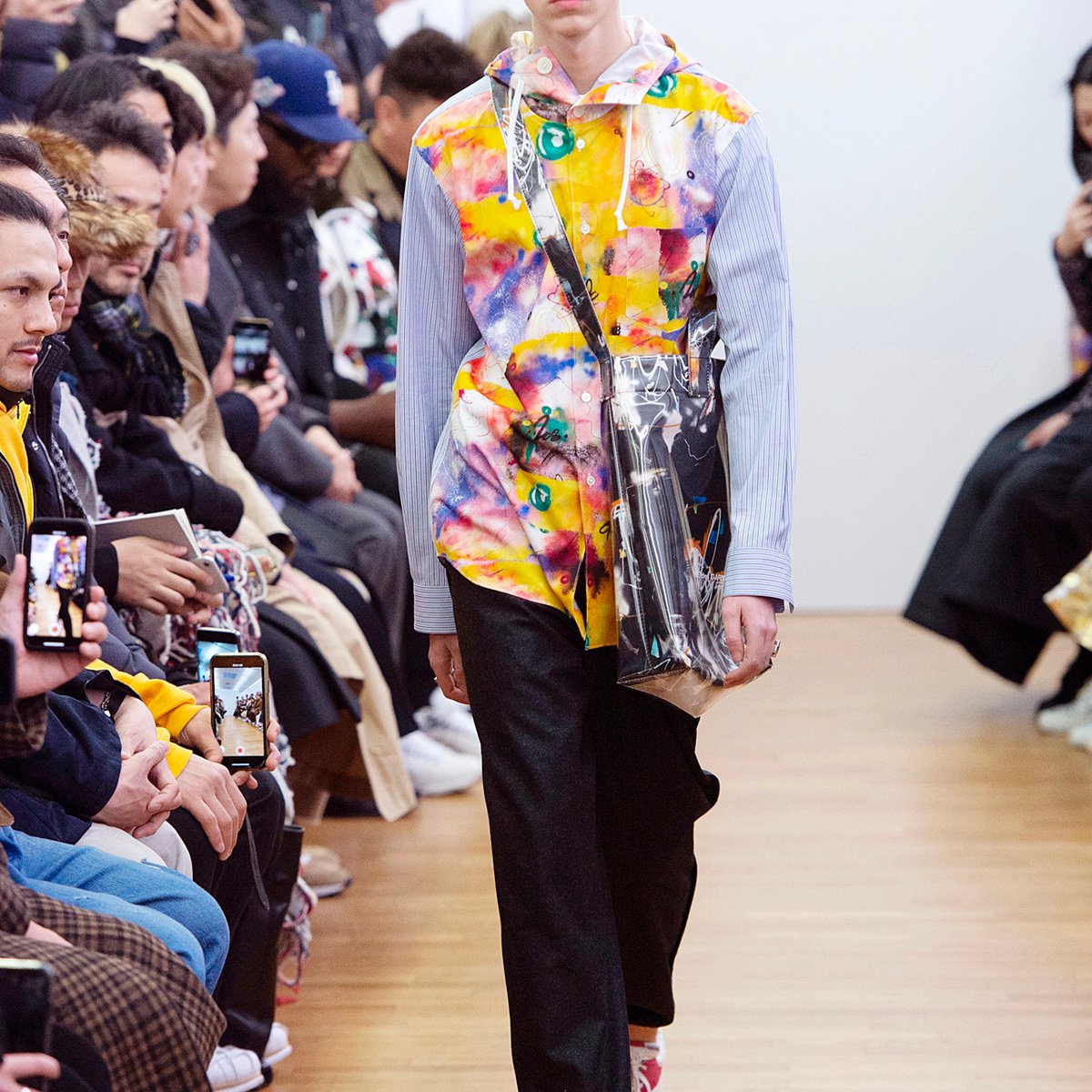 COMME des GARÇONS 半袖ニット クリーム色　秋冬春 コムデギャルソンシャツ2021年秋冬コレクション | Hypebeast.JP