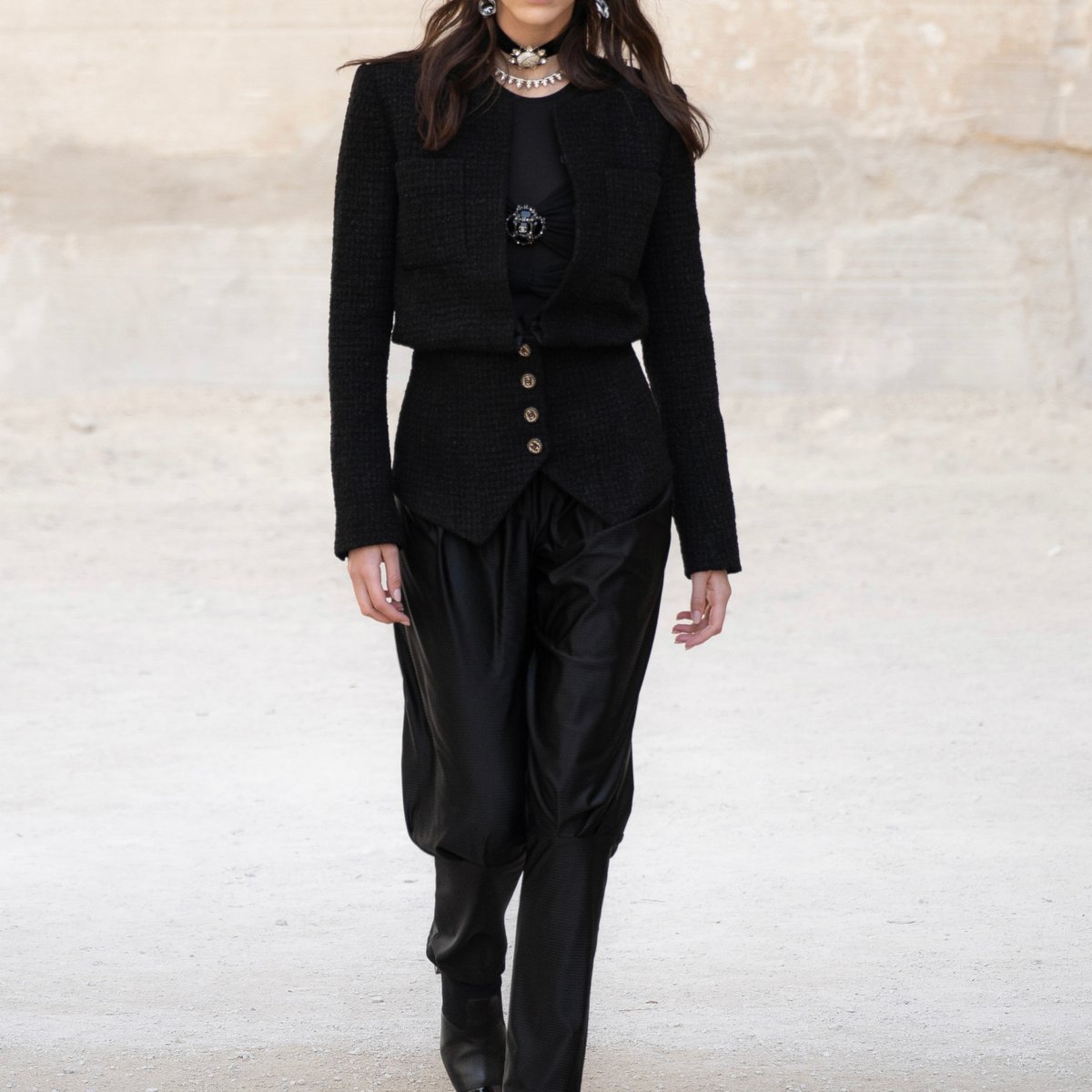 CHANEL 2021-22 Cruise Collection | 画像66枚 - FASHIONSNAP