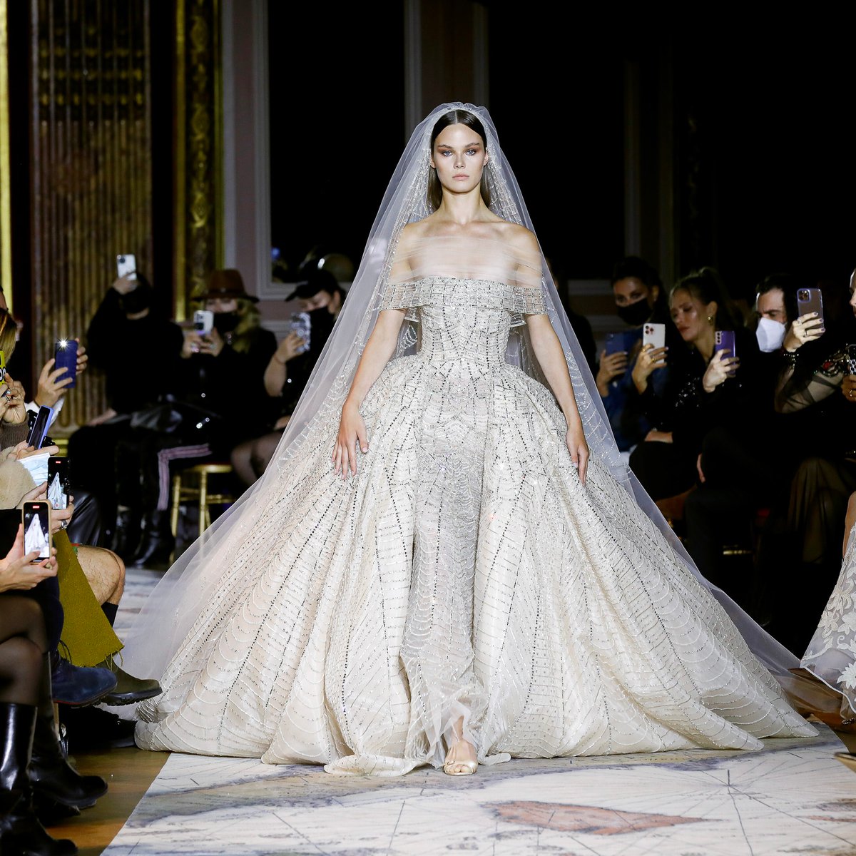 Zuhair Murad 2022年春夏オートクチュールコレクション | パリ