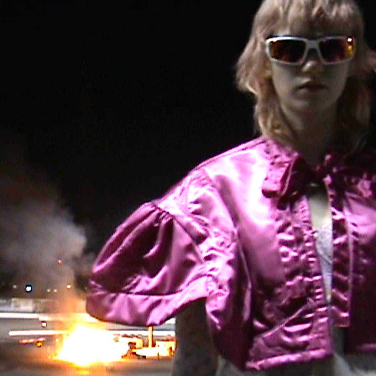 JennyFax-2022aw-top-001.jpg