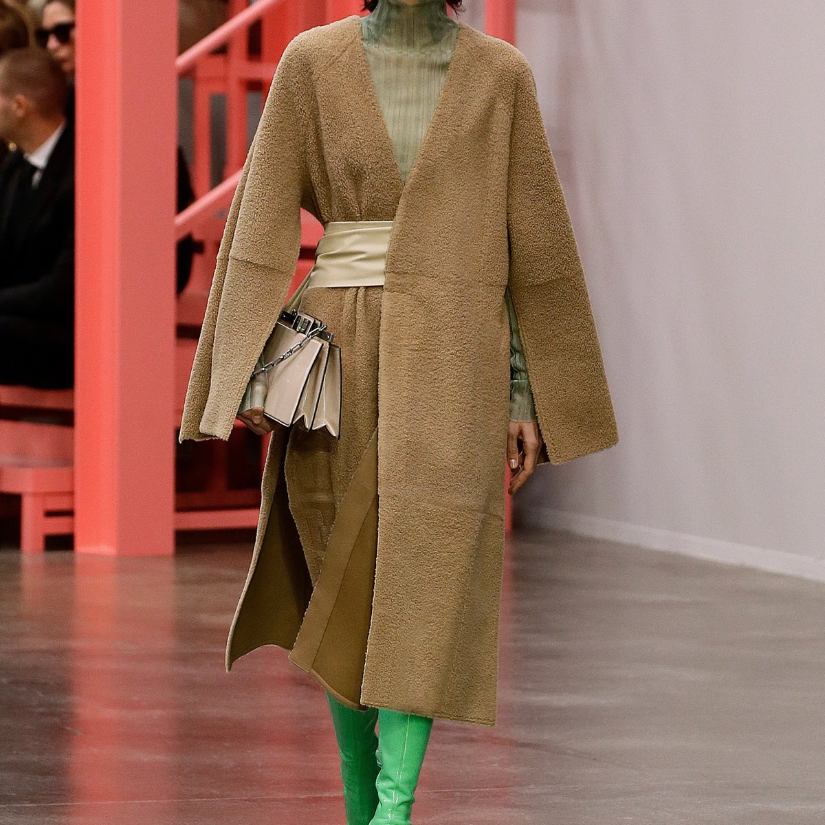fendi_w23ss_look_001.jpg