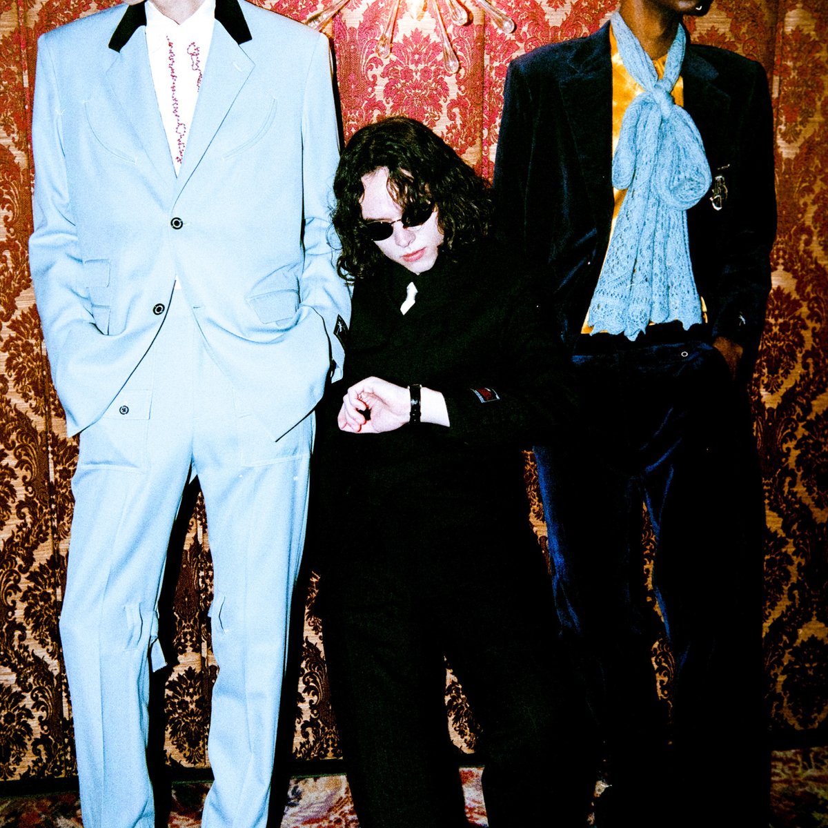 0328-DAIRIKU-AW001top.jpg