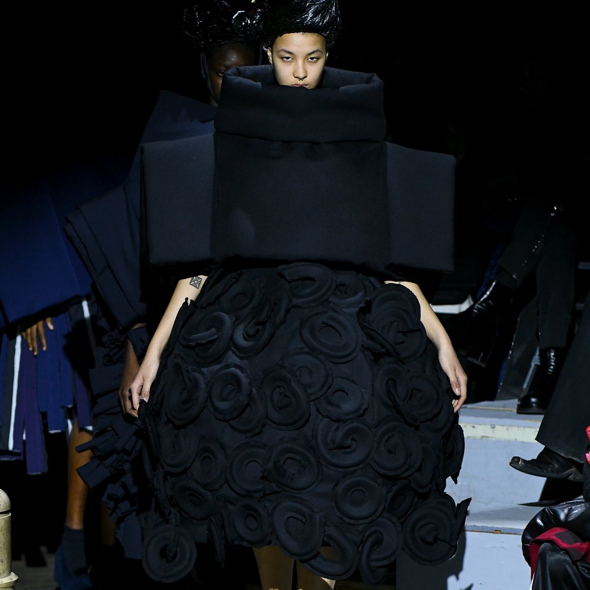 COMME des GARÇONS 2023年秋冬コレクション | パリ | 画像45枚 ...