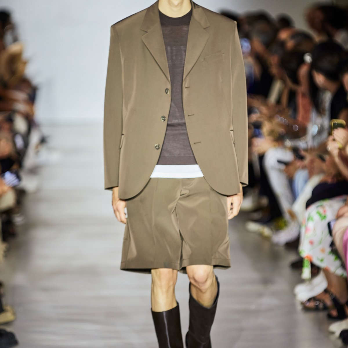 Neil Barrett 2024年春夏コレクション | 画像32枚 - FASHIONSNAP