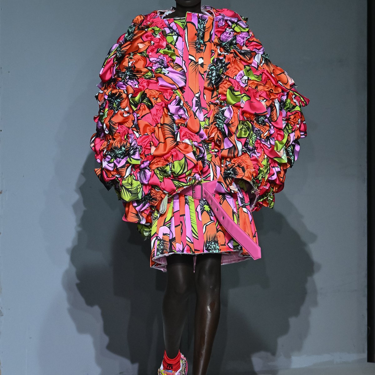 CommedesGarcons_Paris24ss_top.jpg