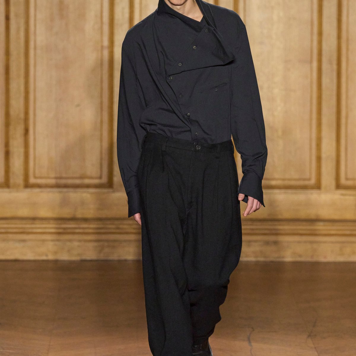 ziggy-chen_24aw_00001_top-