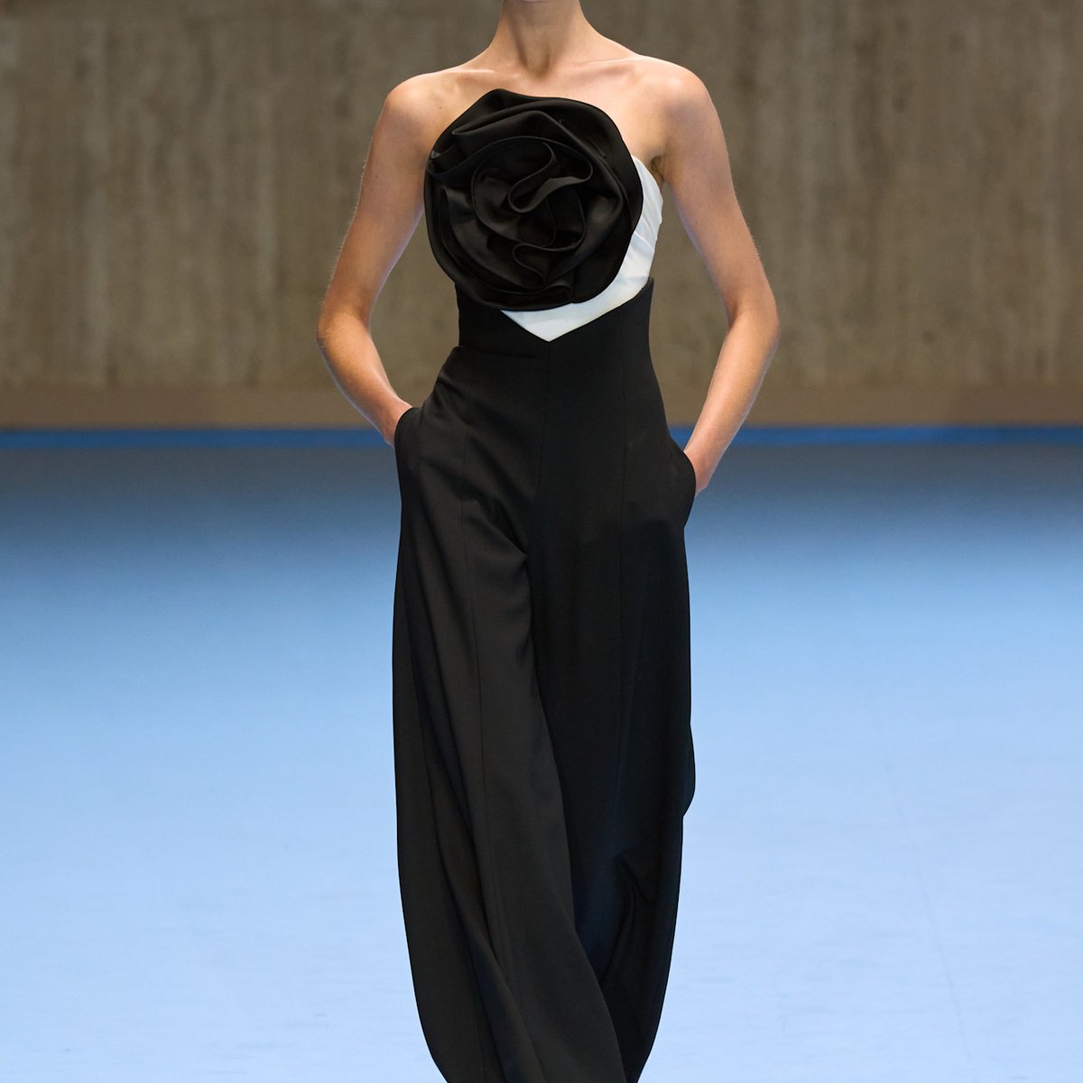 CAROLINA HERRERA 2025年春夏コレクション | ニューヨーク