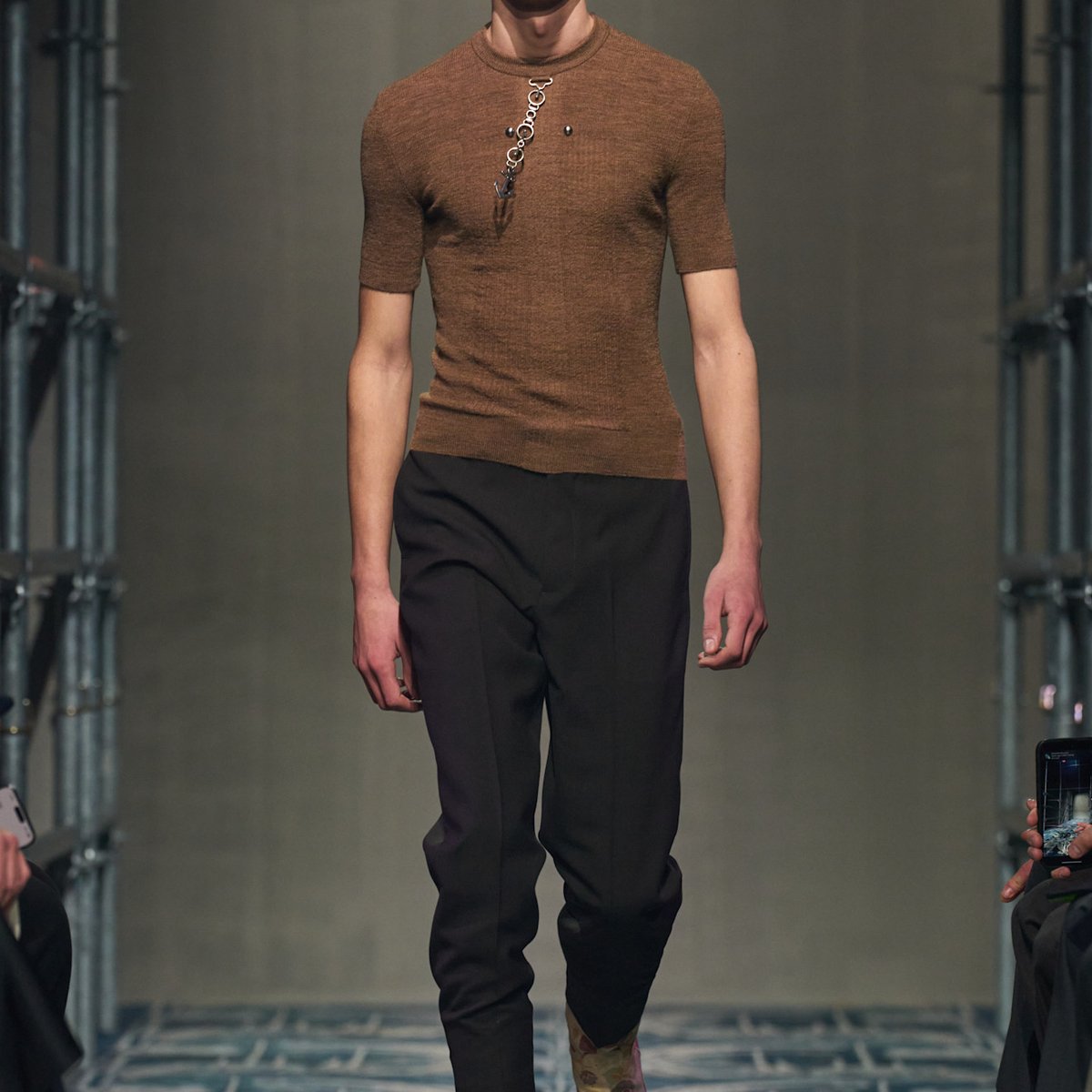 【PRADA】プラダ スニーカー 2025AW 2025トレンド☆Pradaプラダスニーカースーパーコピーメンズ