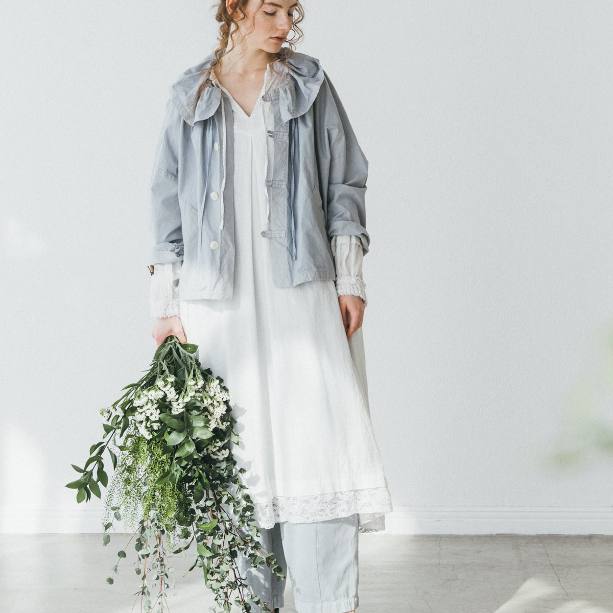 2025年モデル✤nest Robe リネンボタンルーズベスト ナチュラル 美品 nest-robe_25ss_00001-db989aa9-