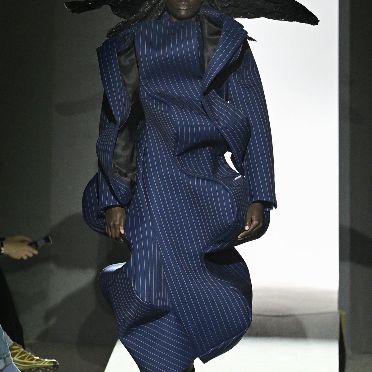 COMME-des-GARCONS_25aw00002-