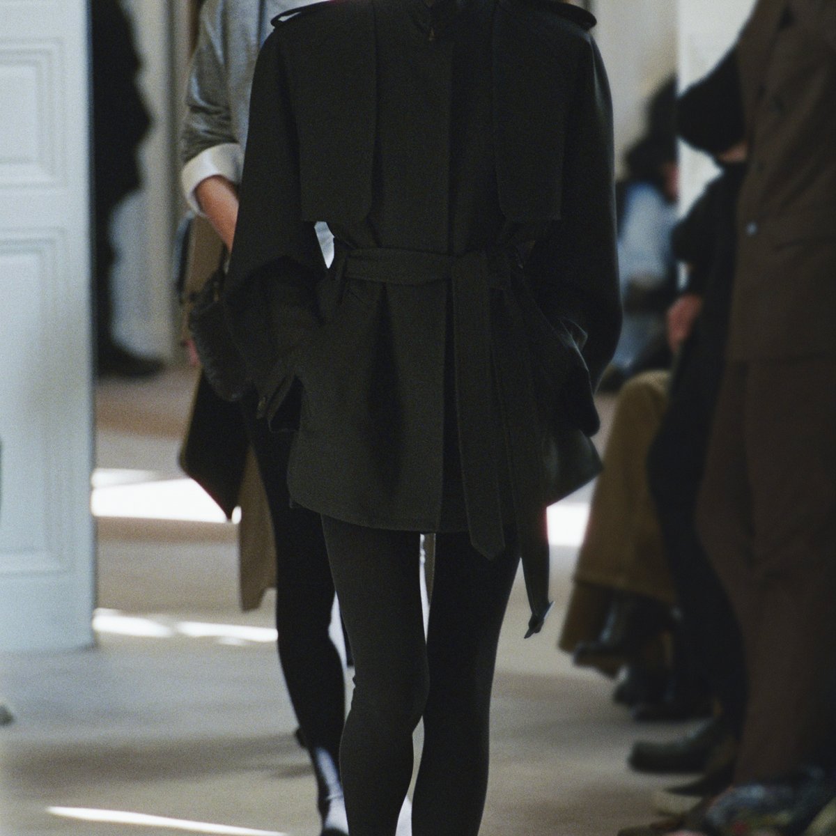 THE ROW 2025 Winter Collection | パリ | 画像33枚 - FASHIONSNAP