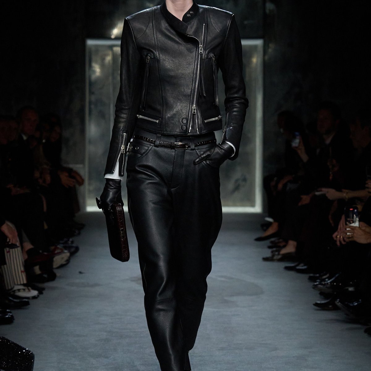 TOM FORD 2025年秋冬コレクション | パリ | 画像56枚 - FASHIONSNAP