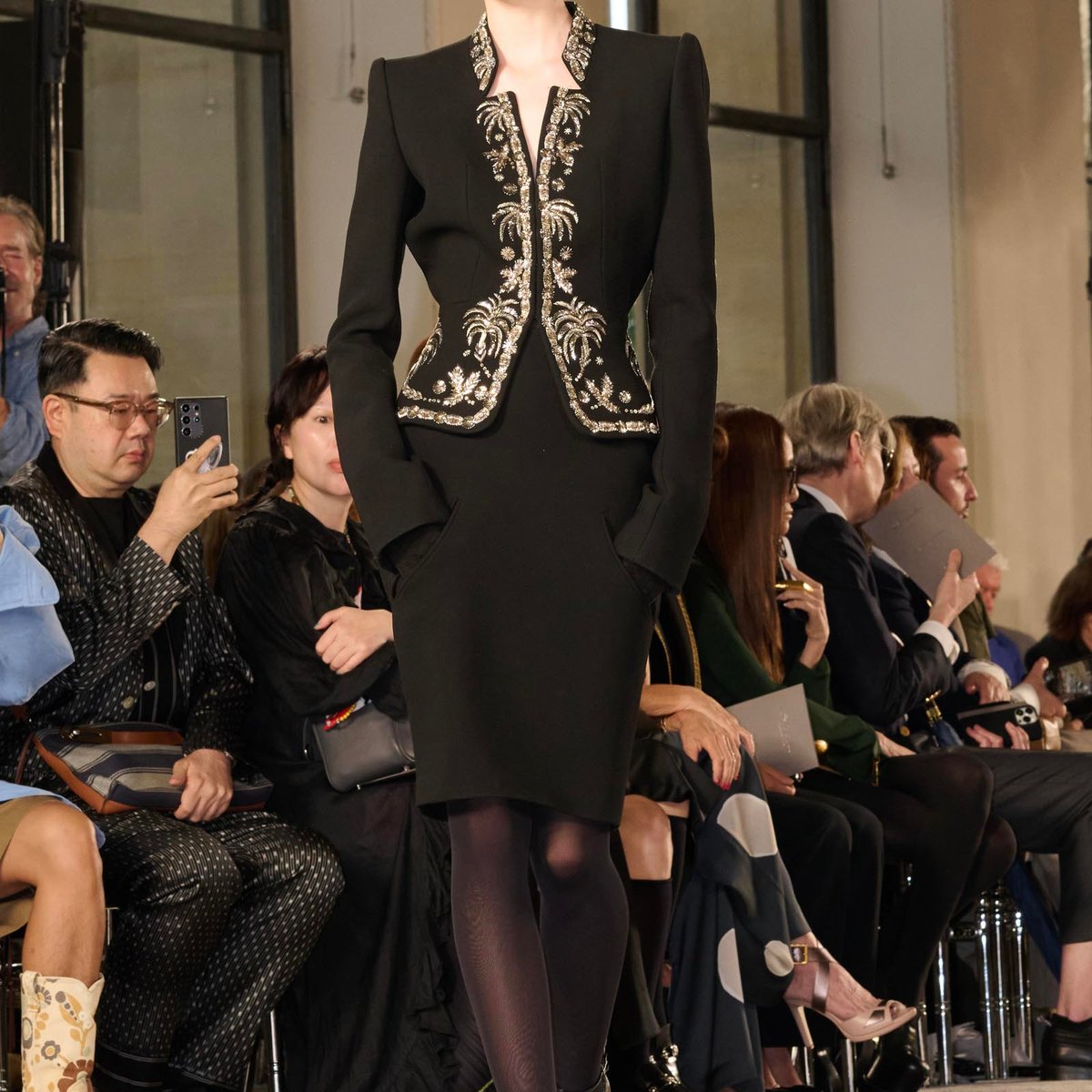Schiaparelli 2025年秋冬オートクチュールコレクション | パリ | 画像
