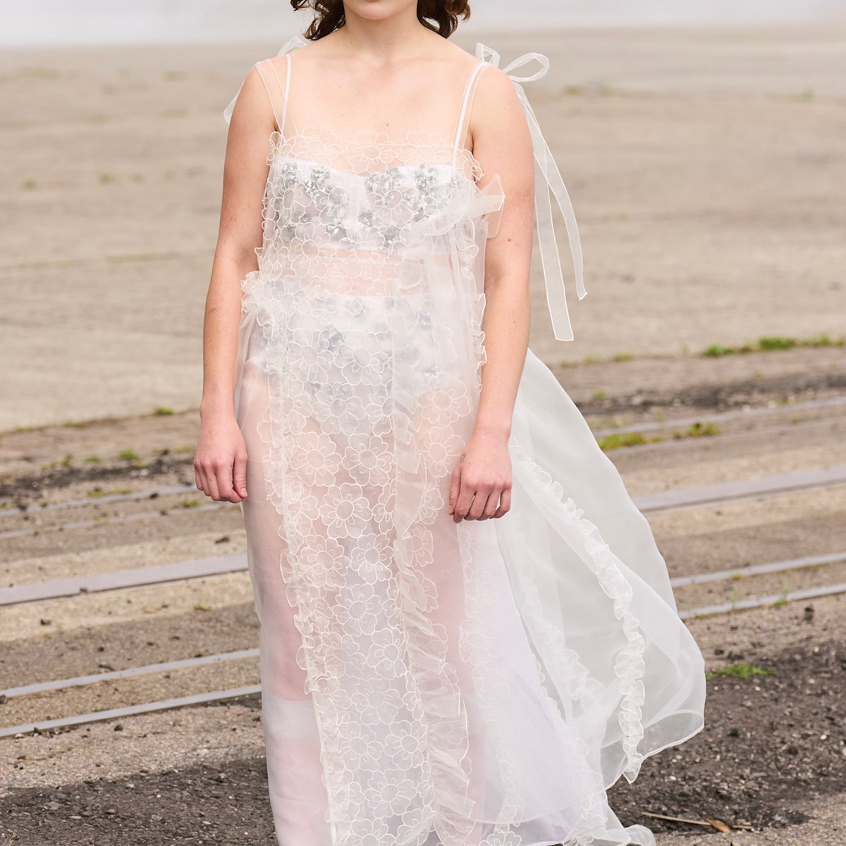 cecilie bahnsenトープス cecilie bahnsenトープス