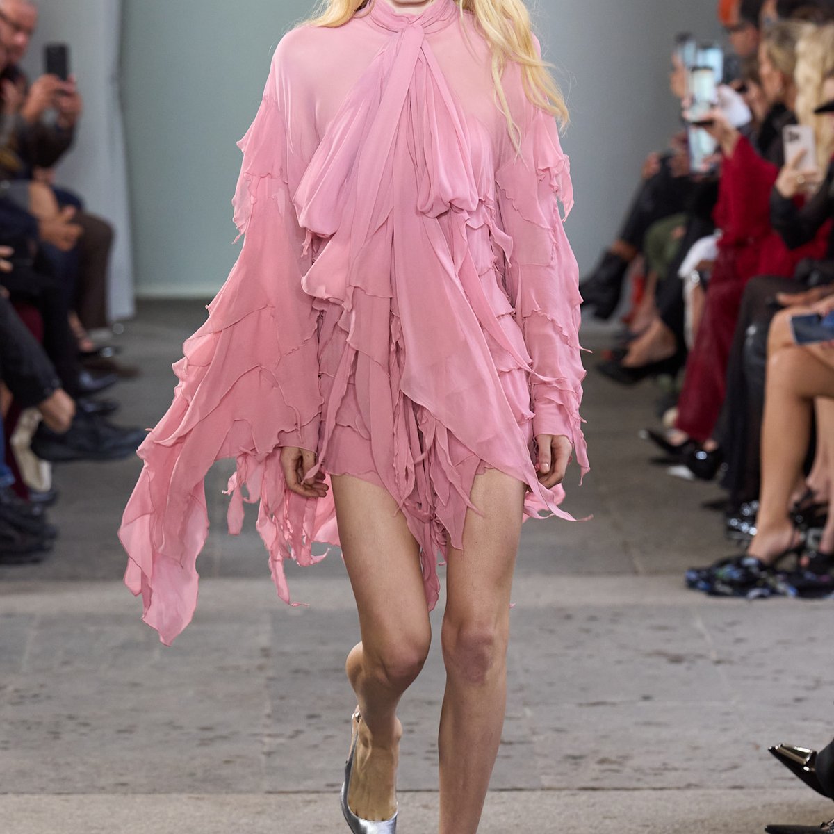 Blumarine 2026年春夏コレクション | ミラノ | 画像48枚 - FASHIONSNAP