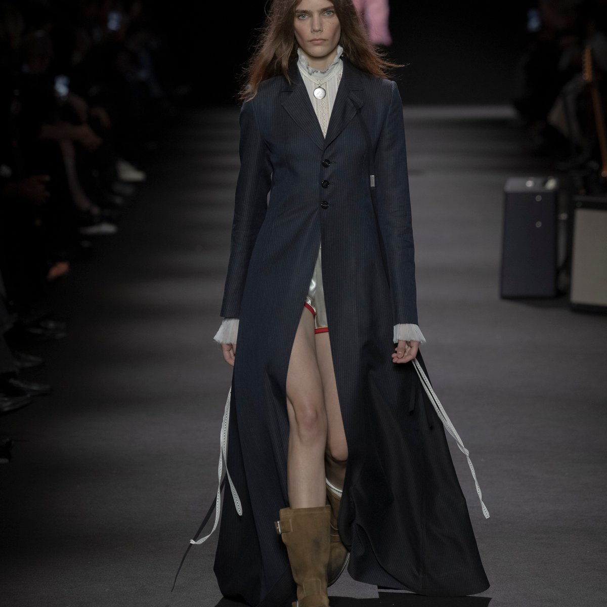 ANN DEMEULEMEESTER 2026年春夏コレクション | パリ | 画像38枚